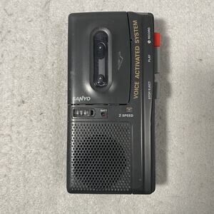 Sanyo Micro Cassette Tape Recorder M5597 Voice Activated **For Parts/Repair**